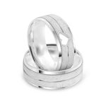 Par Aliança Prata  Reta Semi Anatômica Coração Friso 7mm 800813/800812