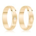 Par Aliança Ouro 18k Reta 4mm Diamante 1pts (801385/1384)