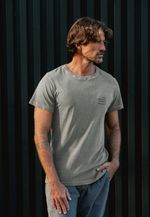 CAMISETA TASTE LIKE SALT - CINZA