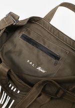 TOTEBAG ART DEPARTMENT COLLAB THIAGO THIPAN - VERDE