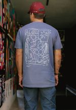 CAMISETA CAVALEIRO DAS ARTES COLLAB SAL + THIPAN - MARINHO