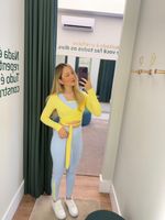 Cropped Naya