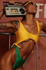 BODY MALANDRA CANARINHO