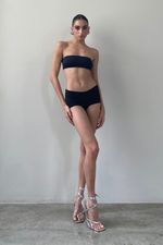 Short Under Cintura Baixa Preto | Low-Rise Under Shorts Black