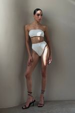 Top Reto Fluity Off White | Straight Fluity Off-White Under Top