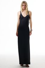 VESTIDO CETIM LONGO SOL X THAISE JURIATTI PRETO | Sol x Thaise Juriatti Long Satin Black Dress