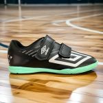 Chuteira Futsal Umbro Velocita Kids Infantil Preto