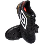 Chuteira Campo Umbro Techno II Infantil Preta