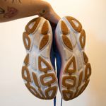 Tênis Hoka Bondi 8 Azul & Rosa