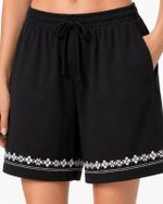 Bermuda Urban Outfitters Preta Bordada