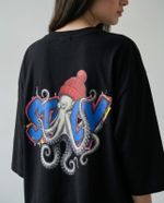 Camiseta over Stacy Preto