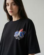 Camiseta over Stacy Preto