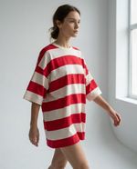Camiseta Over Red Stripe
