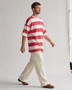 Camiseta Over Red Stripe
