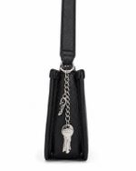 Bolsa Baguete Guess Noir Minimal Y2K