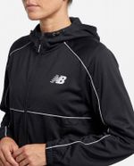 Jaqueta New Balance Black Line