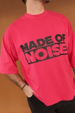 Camiseta Oversized Made of Noise 