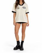 Blusa Modelo Sport Retrô