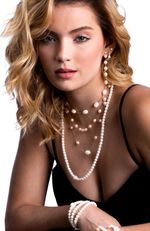 Brinco com Pérola Rosa em Ouro 18k