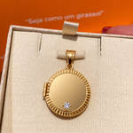 Pingente Relicário Eternità Classic em Ouro 18k