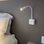 Arandela Leitura Cabeceira de Cama Articulável 3W Bivolt Kian