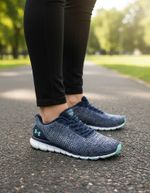 Tenis Under Armour Charged Skyline Cod: 13862