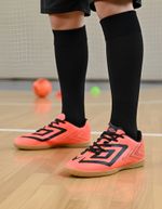 Chuteira Umbro Futsal Ultraskin Coral Jr Cod: 16100