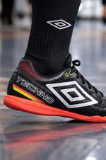 Chuteira Umbro Futsal Techno ll Cod. 18198