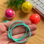 Kit Elástico Colorido Tilibra Bolinha - 90 unidades - Autismo Ligas