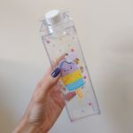 Garrafa Plástica Leo&Leo Fofa 450ml - Picolé e Milk - Formato Caixa de Leite