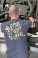 CAMISETA PREMIUM UNISSEX MOTOR TDI AZUL MARINHO