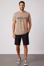 CAMISETA PREMIUM UNISSEX THE SPECIALIST LATITUDE BRONZE ESTONADA