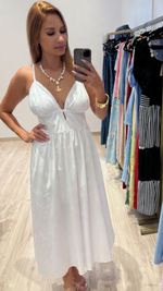 Vestido Longo Decote V - Alças Finas