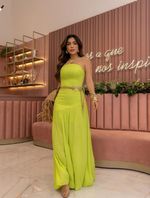 Vestido Longo - Decote Halter e Saia Fluida