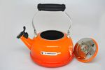 Chaleira Clássica - Flame - Le Creuset 1,6l