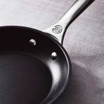 Frigideira Rasa Antiaderente Essential - Le Creuset 30cm