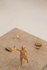Escultura Caixa Quintal - DZT