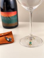 Wine Charm - À Taça Botânica