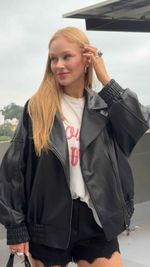Jaqueta Nora - Preto Texturizado - CODES