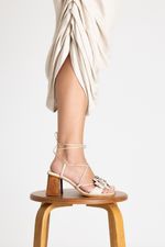 Sandália Flor Couro Off White 