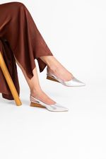Scarpin Slingback Madeira Lina Cristal Prata