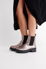 Bota Tratorada Couro Ônix 