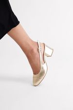 Scarpin Boneca Salto Bloco Couro Ouro Light