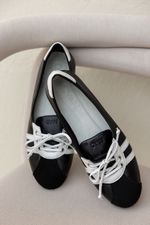 Tênis Ballet Couro Preto e Branco 
