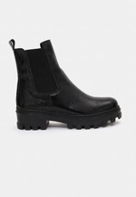 Bota Tratorada Couro Verniz Preto 