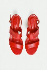 Sandália Clara Salto Bloco Couro Vermelho Rubi