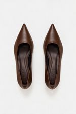 Scarpin Kitten Heel Couro Cacau