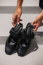 Sapatilha Ballet Franzida Couro Preto