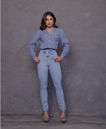 Camisa Feminina Manga Longa com Decote V em Tricoline Listrada - Sônia - Azul Jeans