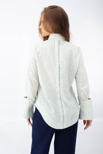 Camisa Regina Verde Água Listrada